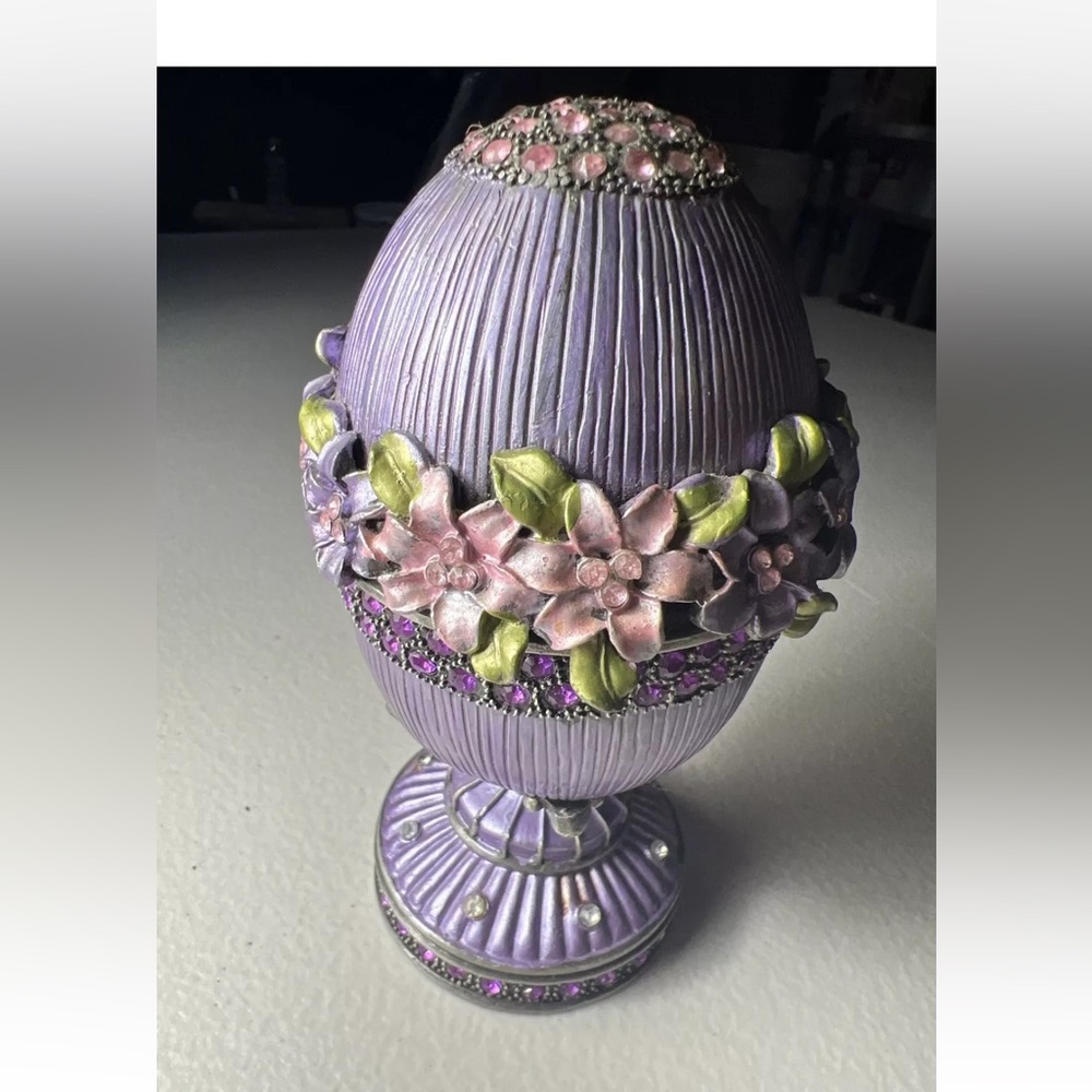 Beautiful Decor Style Egg, Faberge Style - image 1